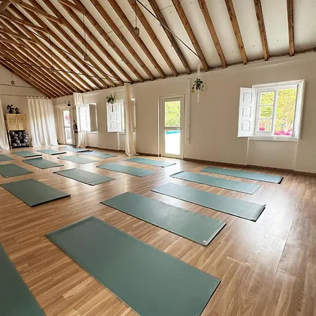 Mare - Garden, Yoga & Surf 게스트하우스 *